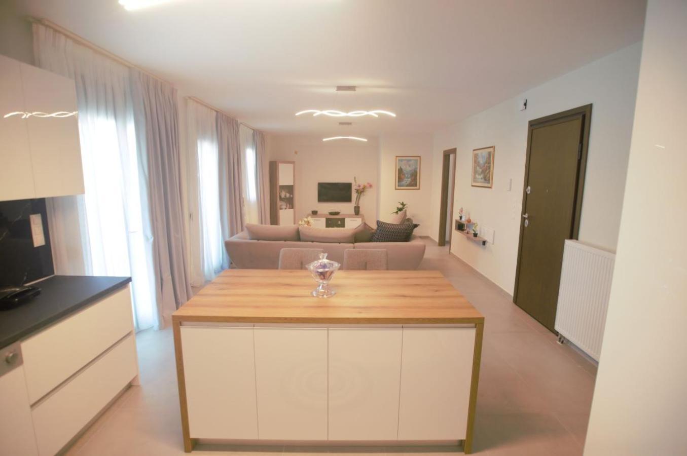 Poly'S Home 2 Janina Zewnętrze zdjęcie